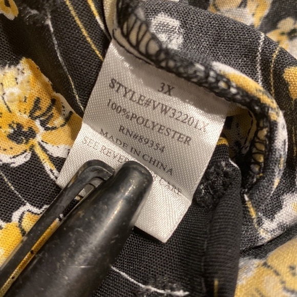 X womens Adrienne Vittadini casual floral 3/4 sleeve stretch plus size top 3X - Picture 4 of 4